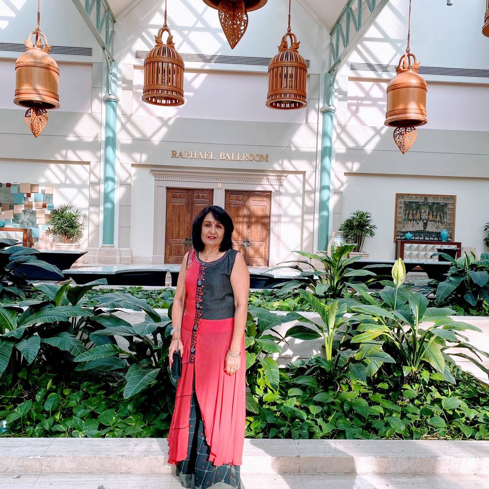 Meet your Posher, Jayshri